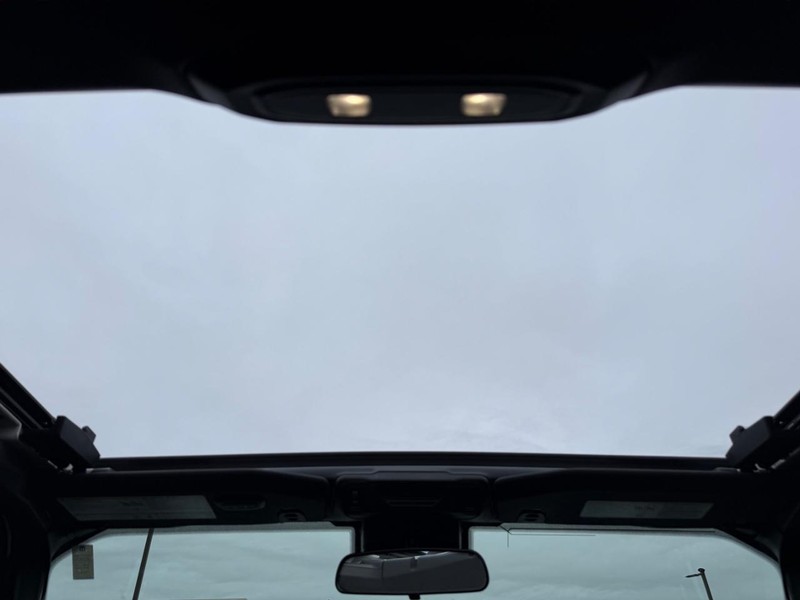 Jeep Wrangler Vehicle Image 11
