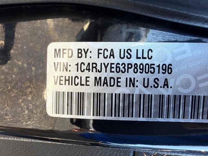 Jeep Grand Cherokee 4xe Vehicle Image 29