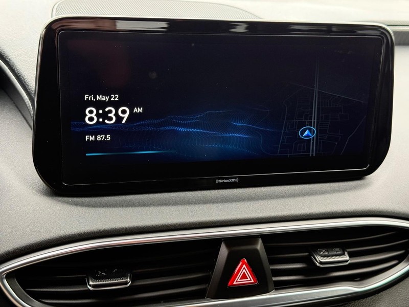 Hyundai Santa Fe Vehicle Image 18