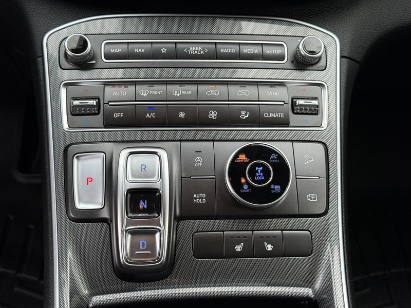 Hyundai Santa Fe Vehicle Image 20