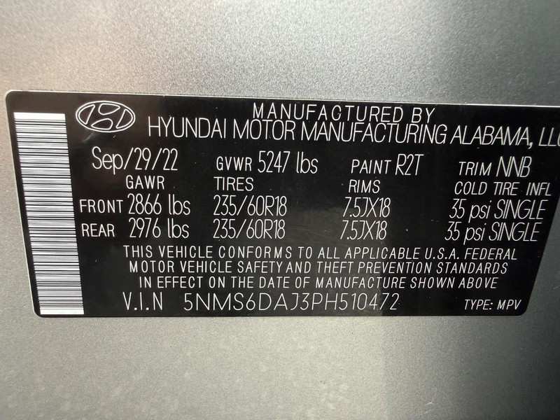 Hyundai Santa Fe Vehicle Image 27