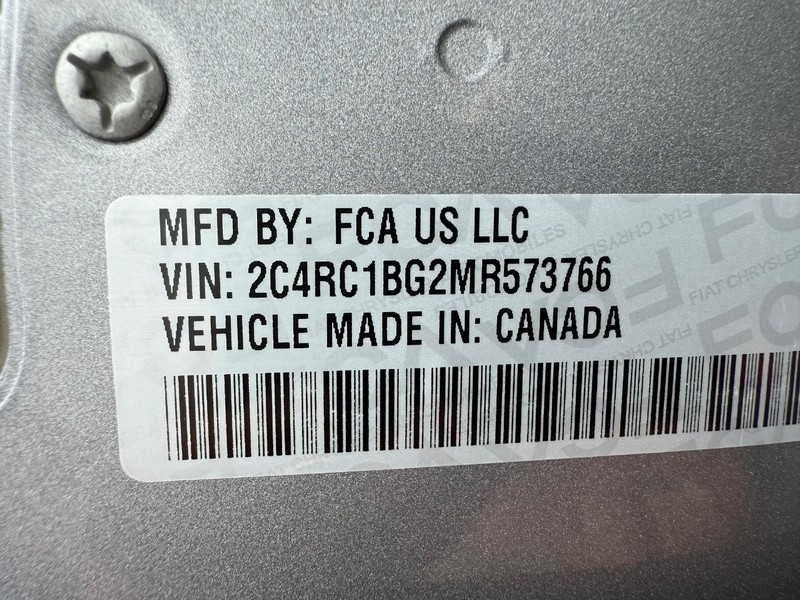 Chrysler Pacifica Vehicle Image 27