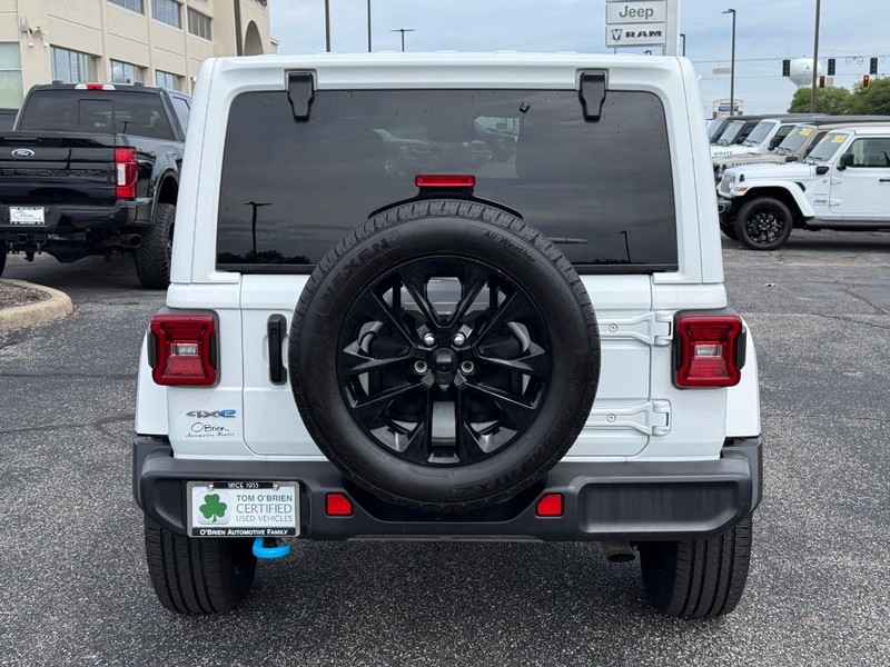 Jeep Wrangler 4xe Vehicle Image 04