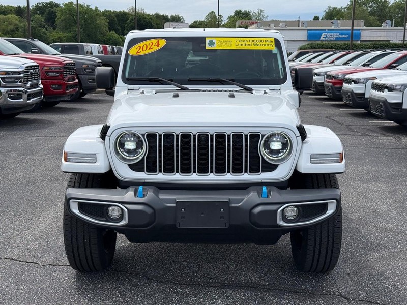 Jeep Wrangler 4xe Vehicle Image 09