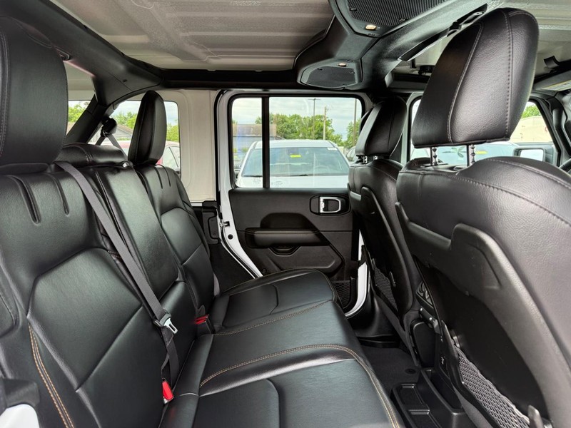Jeep Wrangler 4xe Vehicle Image 10