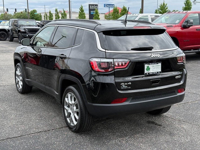Jeep Compass Vehicle Image 05