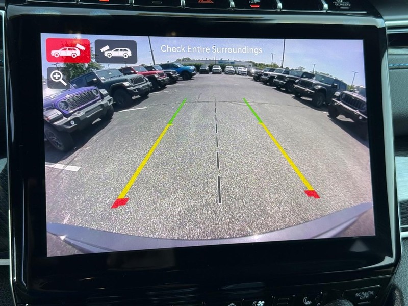 Jeep Grand Cherokee 4xe Vehicle Image 19