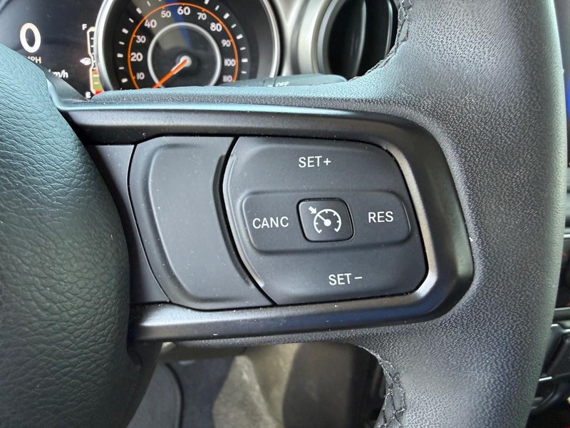 Jeep Gladiator Vehicle Image 14