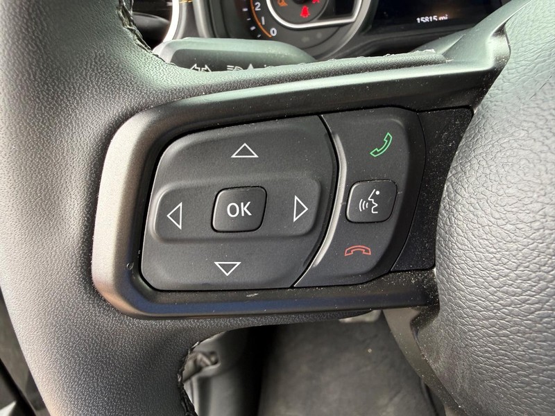 Jeep Gladiator Vehicle Image 13