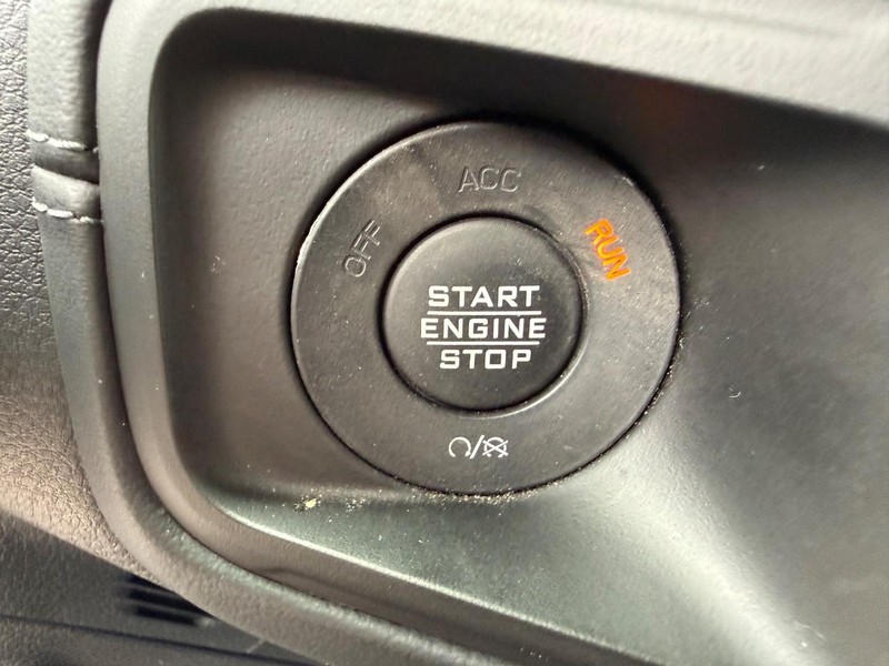 Jeep Gladiator Vehicle Image 15