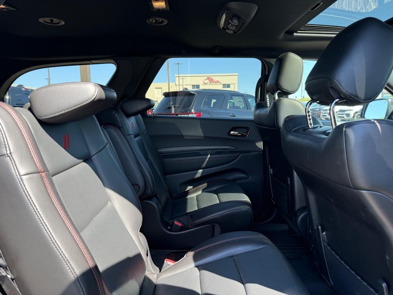 Dodge Durango Vehicle Image 11