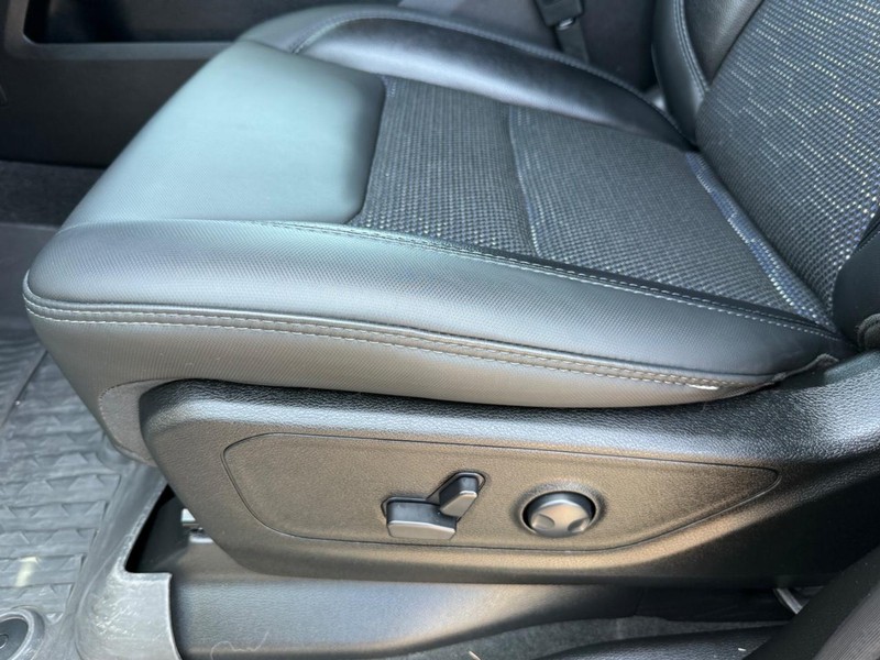 Ram 1500 Vehicle Image 25