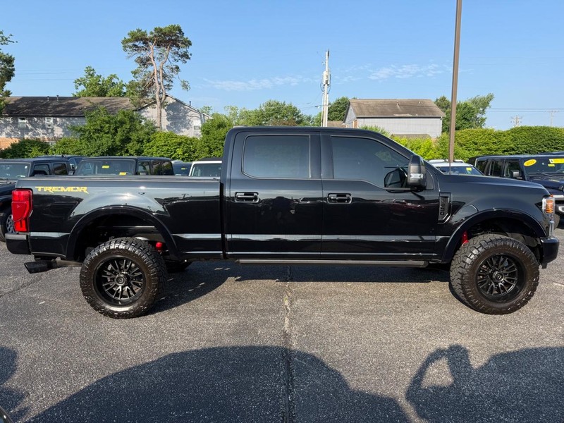 Ford Super Duty F-250 SRW Vehicle Image 02