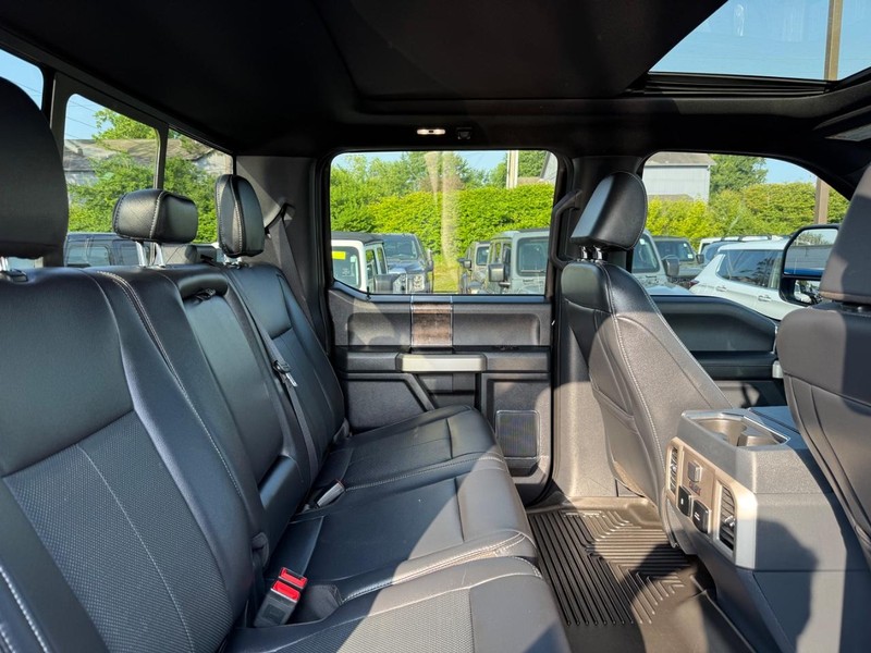Ford Super Duty F-250 SRW Vehicle Image 10