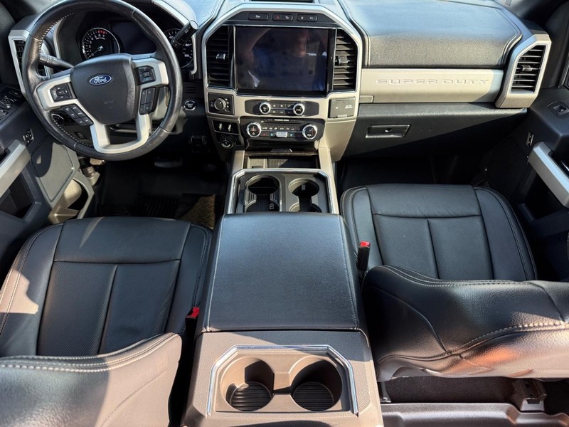Ford Super Duty F-250 SRW Vehicle Image 12