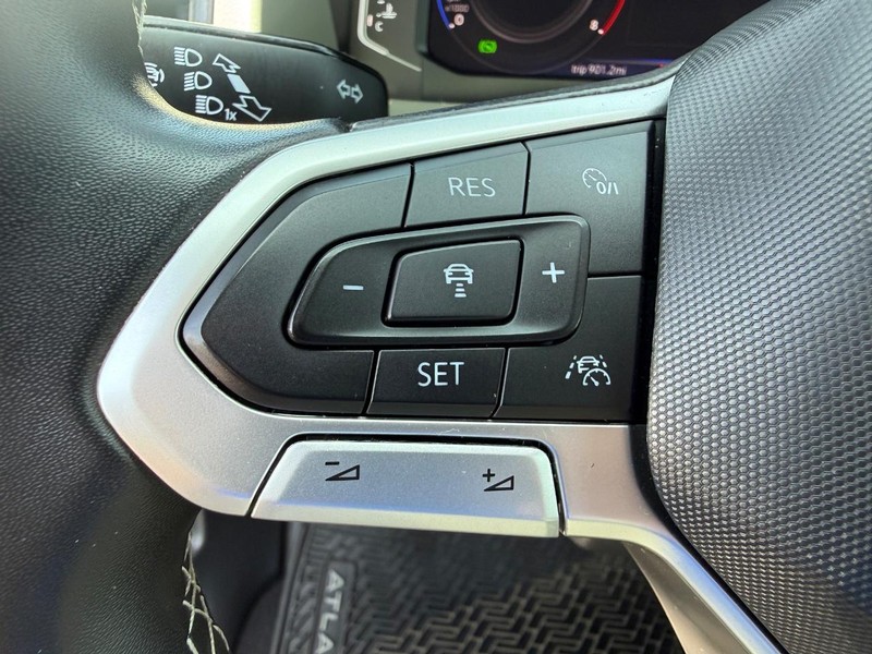 Volkswagen Atlas Vehicle Image 16