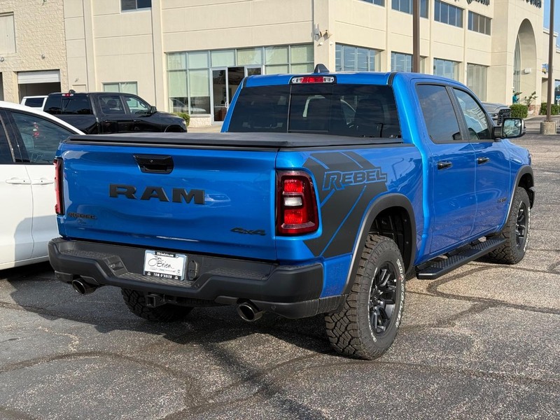 Ram 1500 Vehicle Image 03