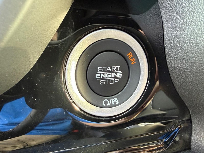 Ram 1500 Vehicle Image 10