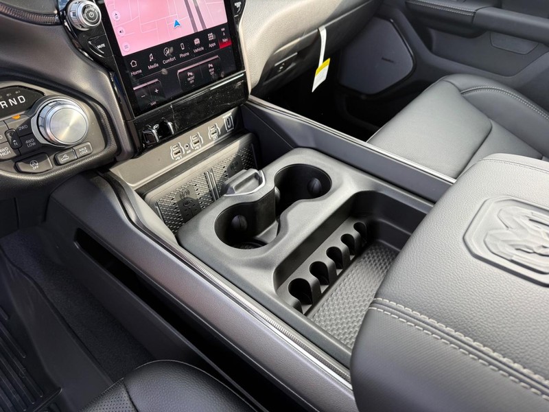 Ram 1500 Vehicle Image 14
