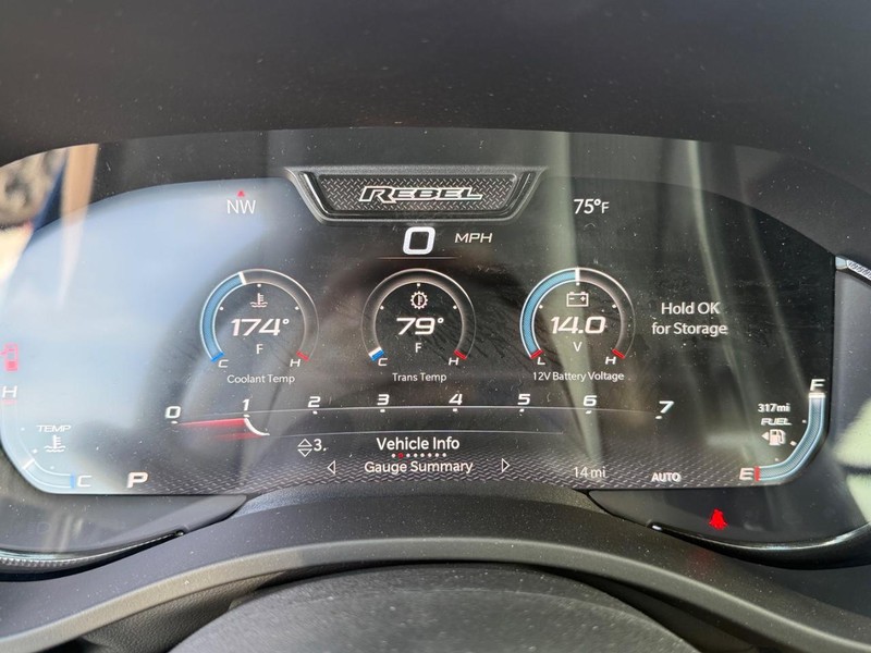 Ram 1500 Vehicle Image 16