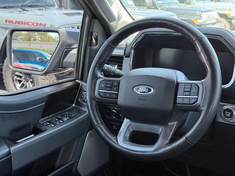 Ford F-150 Vehicle Image 12