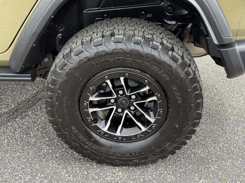 Jeep Wrangler Vehicle Image 06