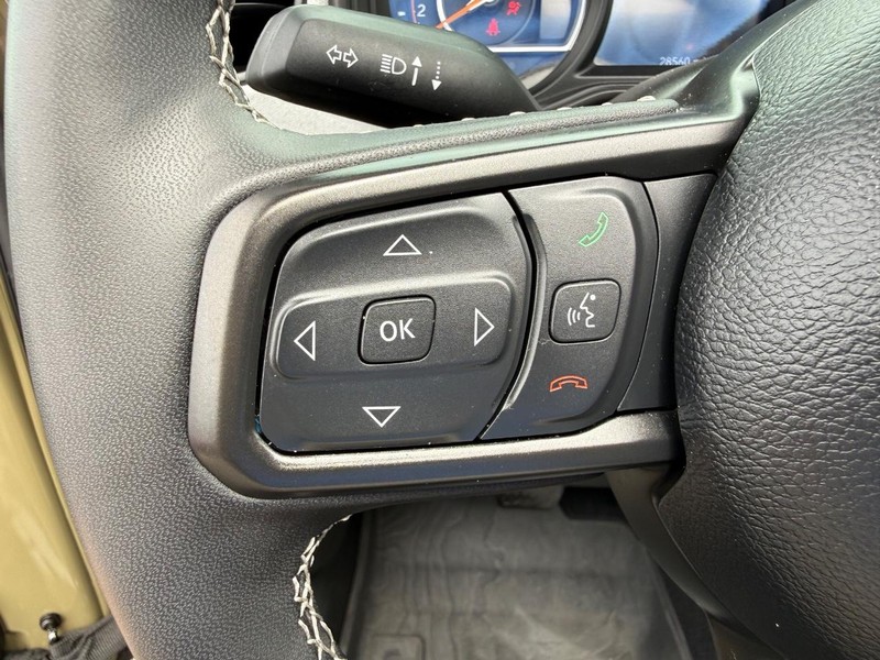 Jeep Wrangler Vehicle Image 14