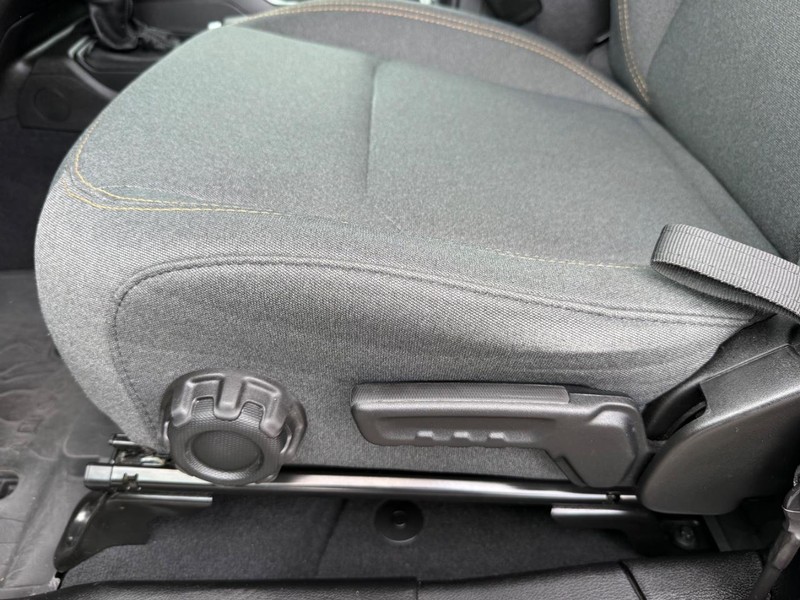 Jeep Wrangler Vehicle Image 27