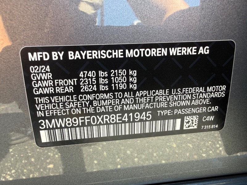 BMW 3 Series Vehicle Image 24