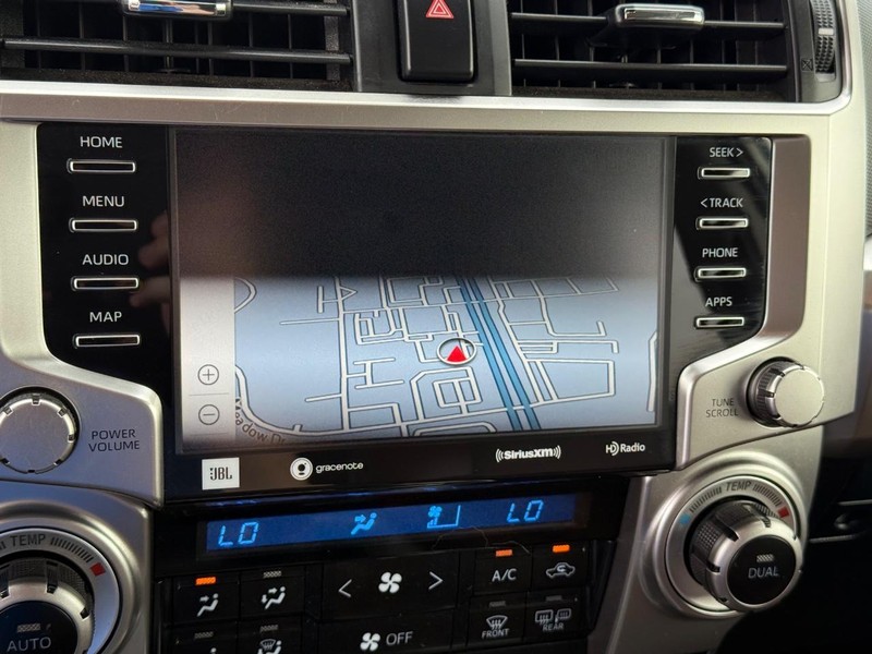 Toyota 4Runner Vehicle Image 18
