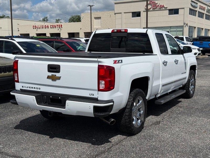 Chevrolet Silverado 1500 Vehicle Image 03