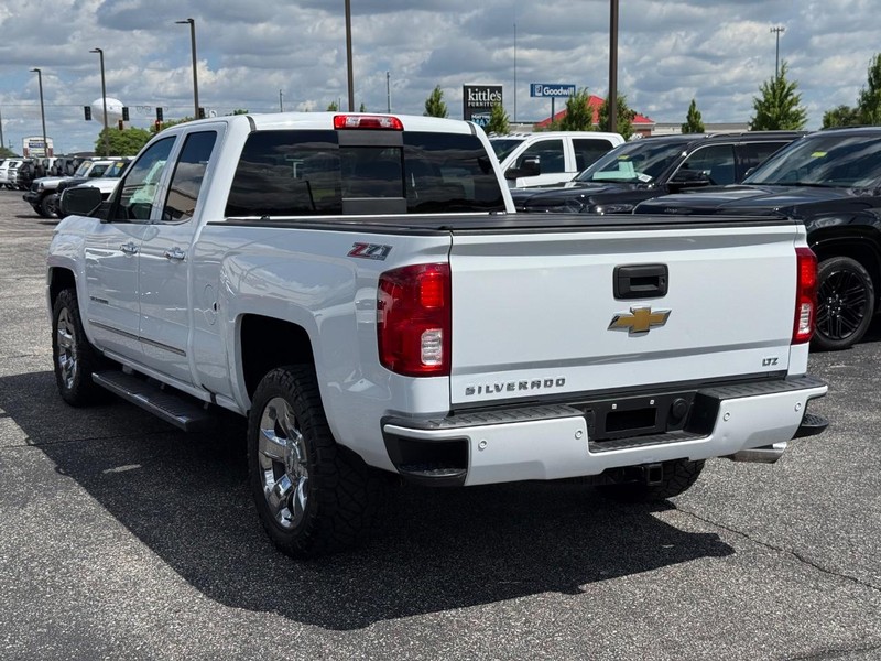 Chevrolet Silverado 1500 Vehicle Image 05