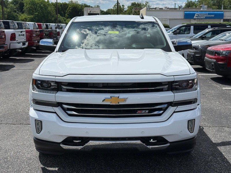 Chevrolet Silverado 1500 Vehicle Image 09