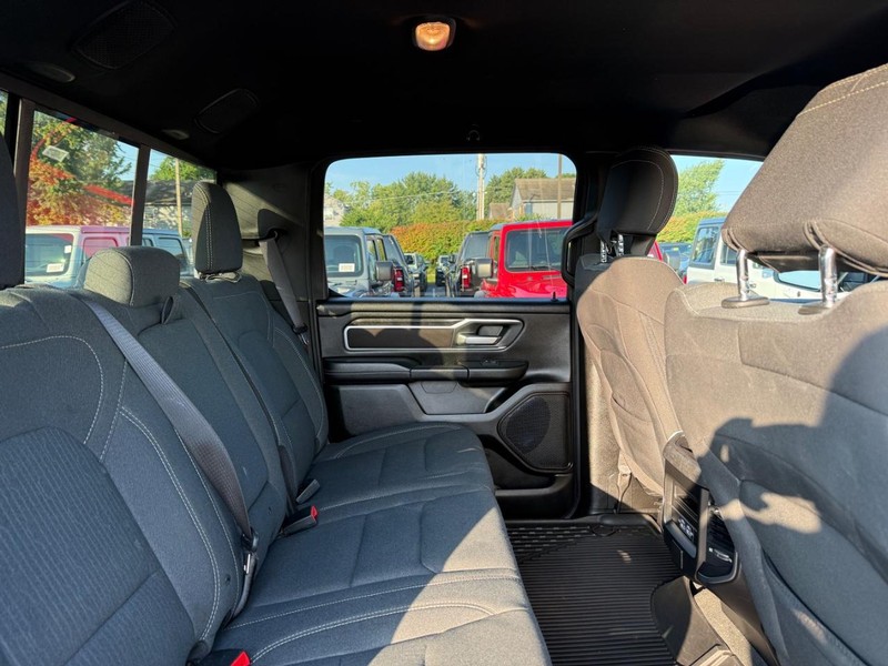 Ram 1500 Vehicle Image 10