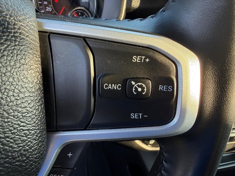 Ram 1500 Vehicle Image 14