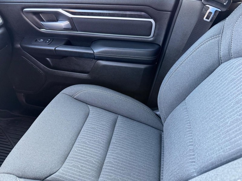 Ram 1500 Vehicle Image 20