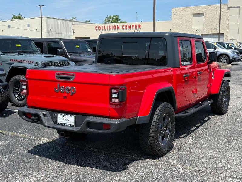 Jeep Gladiator Vehicle Image 03