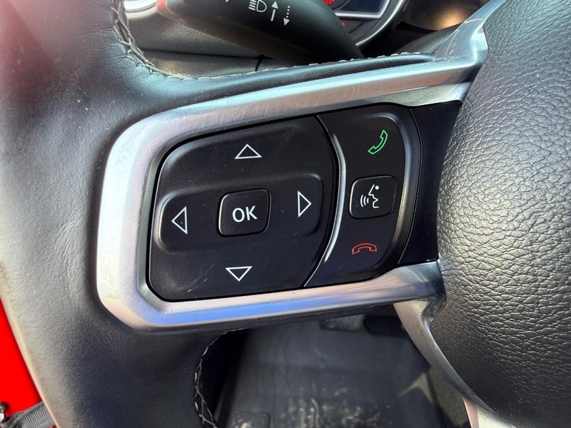 Jeep Gladiator Vehicle Image 13