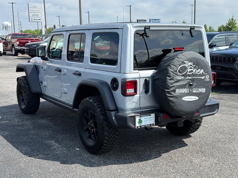 Jeep Wrangler Vehicle Image 05