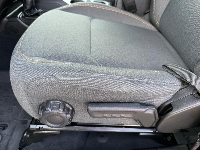 Jeep Wrangler Vehicle Image 27