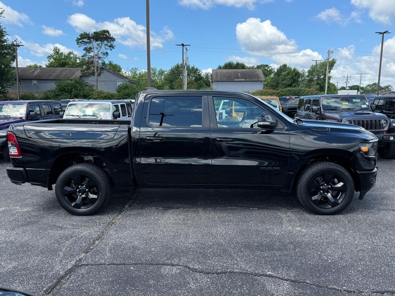 Ram 1500 Vehicle Image 02