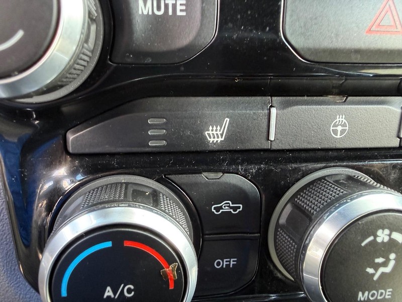 Ram 1500 Vehicle Image 17