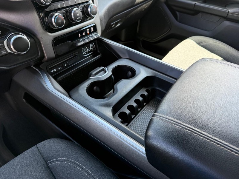 Ram 1500 Vehicle Image 21
