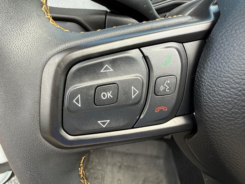 Jeep Wrangler Vehicle Image 14