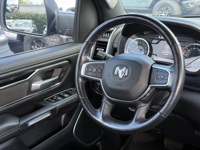 Ram 1500 Vehicle Image 12