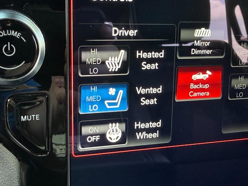 Ram 1500 Vehicle Image 18