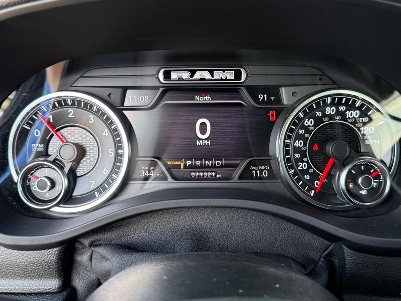 Ram 1500 Vehicle Image 21