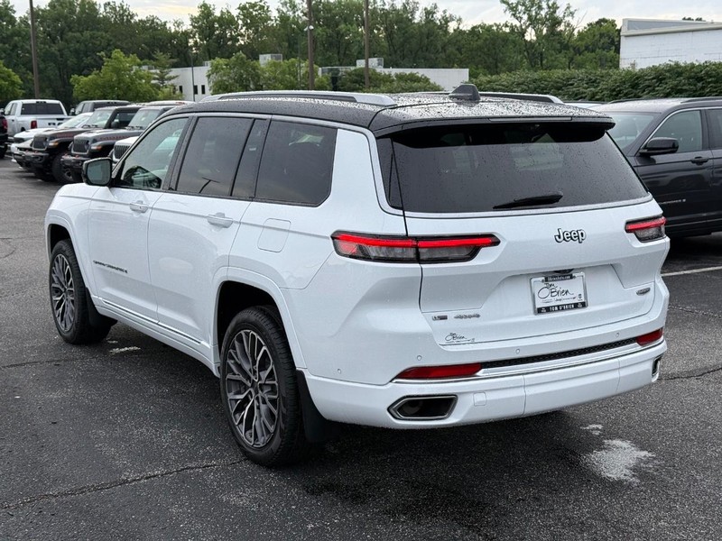Jeep Grand Cherokee L Vehicle Image 05