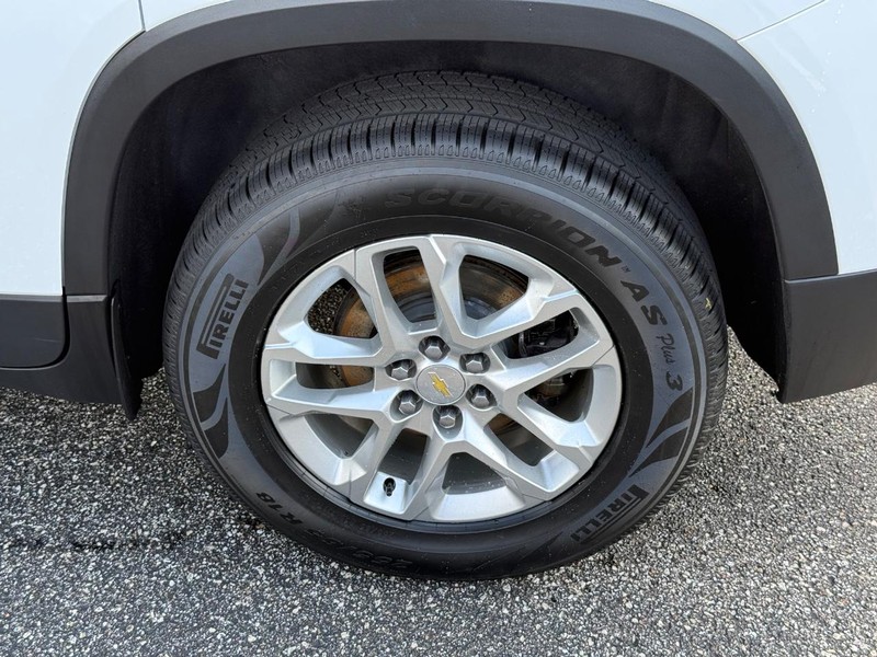 Chevrolet Traverse Vehicle Image 06