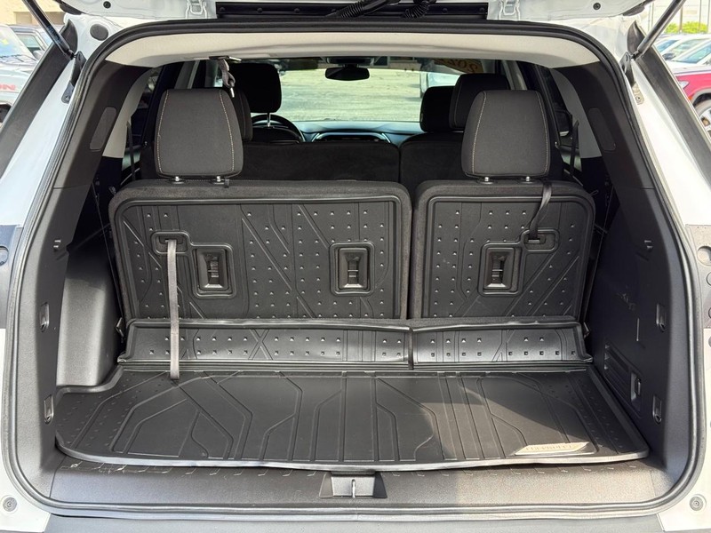 Chevrolet Traverse Vehicle Image 07